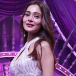 Sara Khan