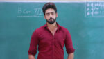 Kaatrukkenna Veli 18th March 2023 Surya Praises Vennila Episode 642