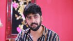 Kaatrukkenna Veli 27th May 2023 Meenakshi Stays Adamant Episode 701