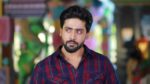 Kaatrukkenna Veli 9th June 2023 Varadhan Loses His Calm Episode 712