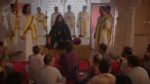 10:29 Ki Aakhri Dastak 25th July 2024 Shastri Shelters the Chamkiya Men Episode 40