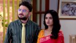 Chirosakha (Star Jalsha) 23rd April 2025 Swatantra Feeds Kamalini Episode 86