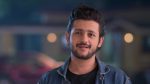 Aai Aani Baba Retire Hot Aahet 6th December 2024 Makarand’s Pleasant Surprise Episode 5